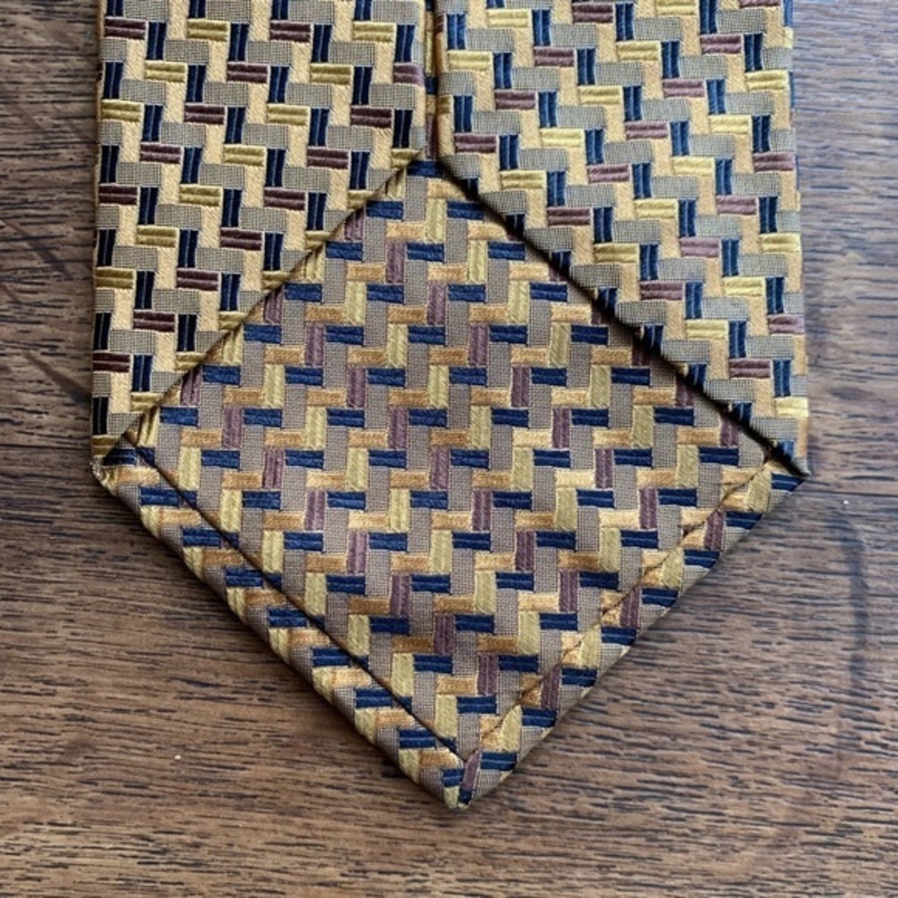 Altea “Seven Fold” Hand Made Silk Tie - Picture 4 of 8
